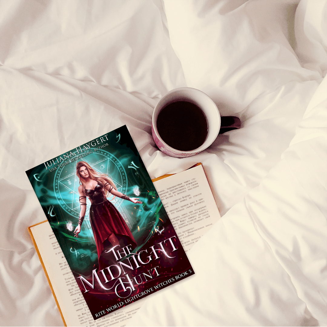 The Midnight Hunt Paperback