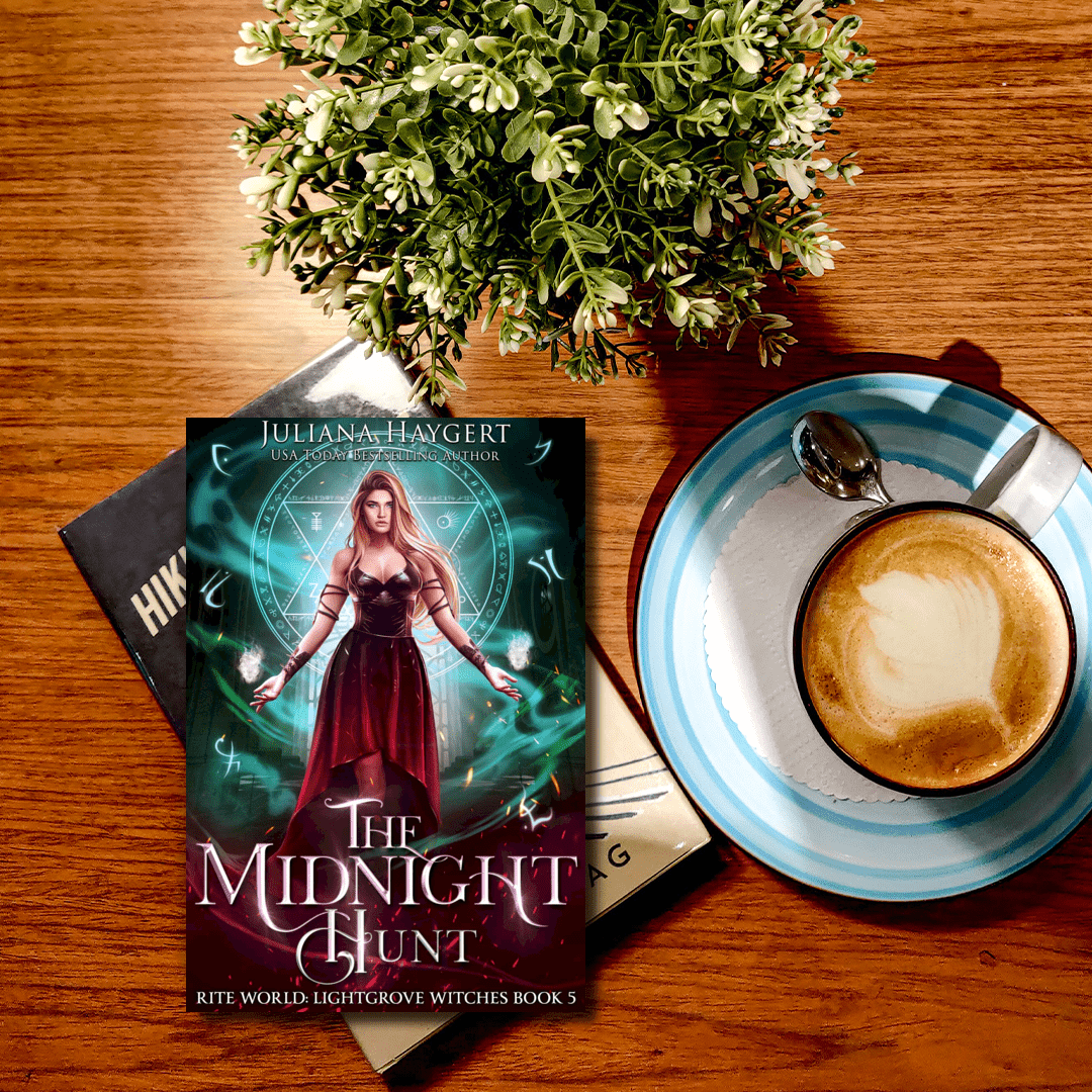 The Midnight Hunt Paperback